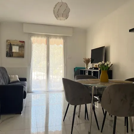 La Chataigneraie Apartment *